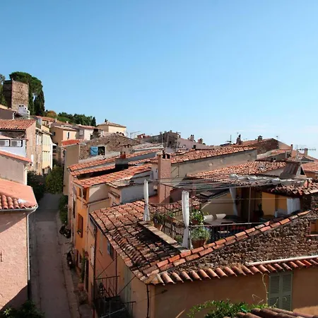 Rue Marceau * Cogolin